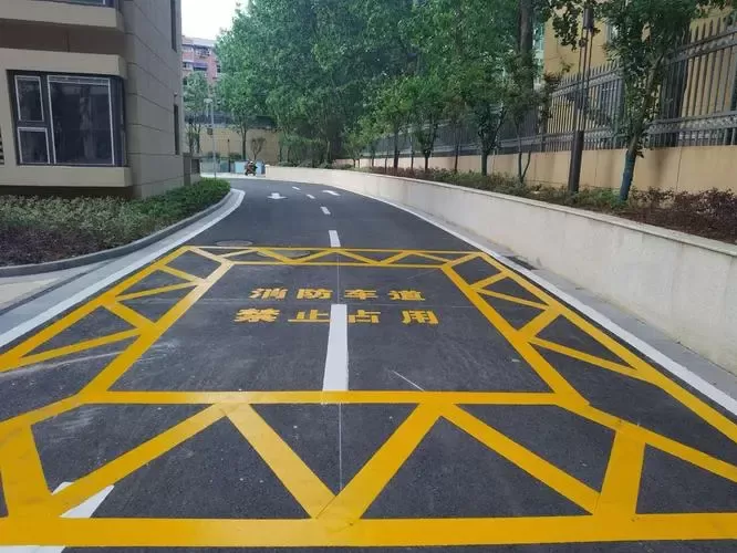 小区内道路划线